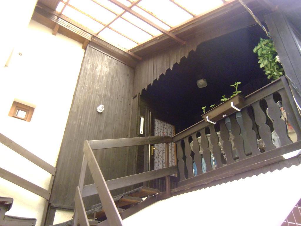 Garden Etterem Kavezo Es Panzio Tahitófalu Exterior foto